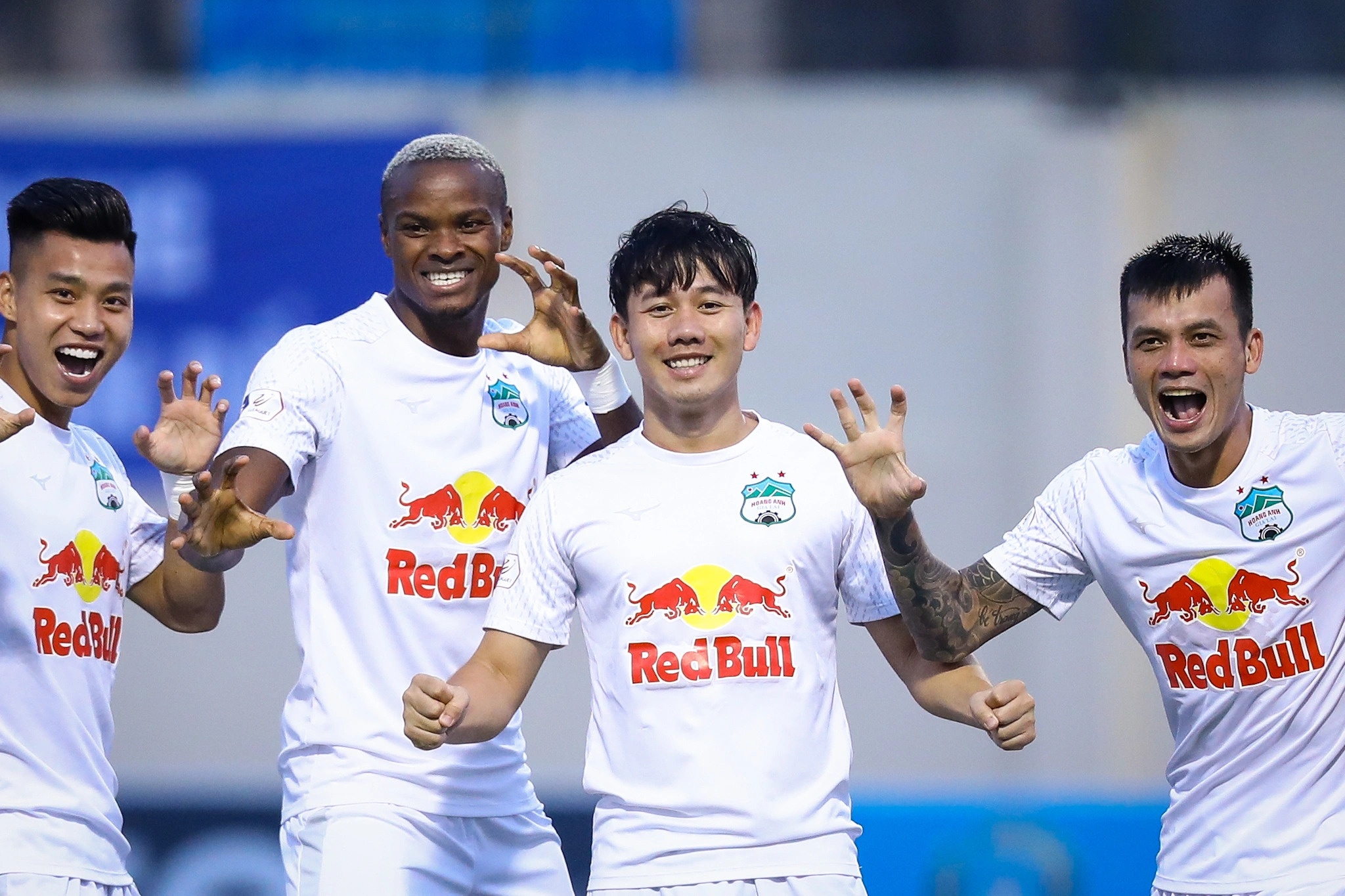 ky luc cua hagl anh 1