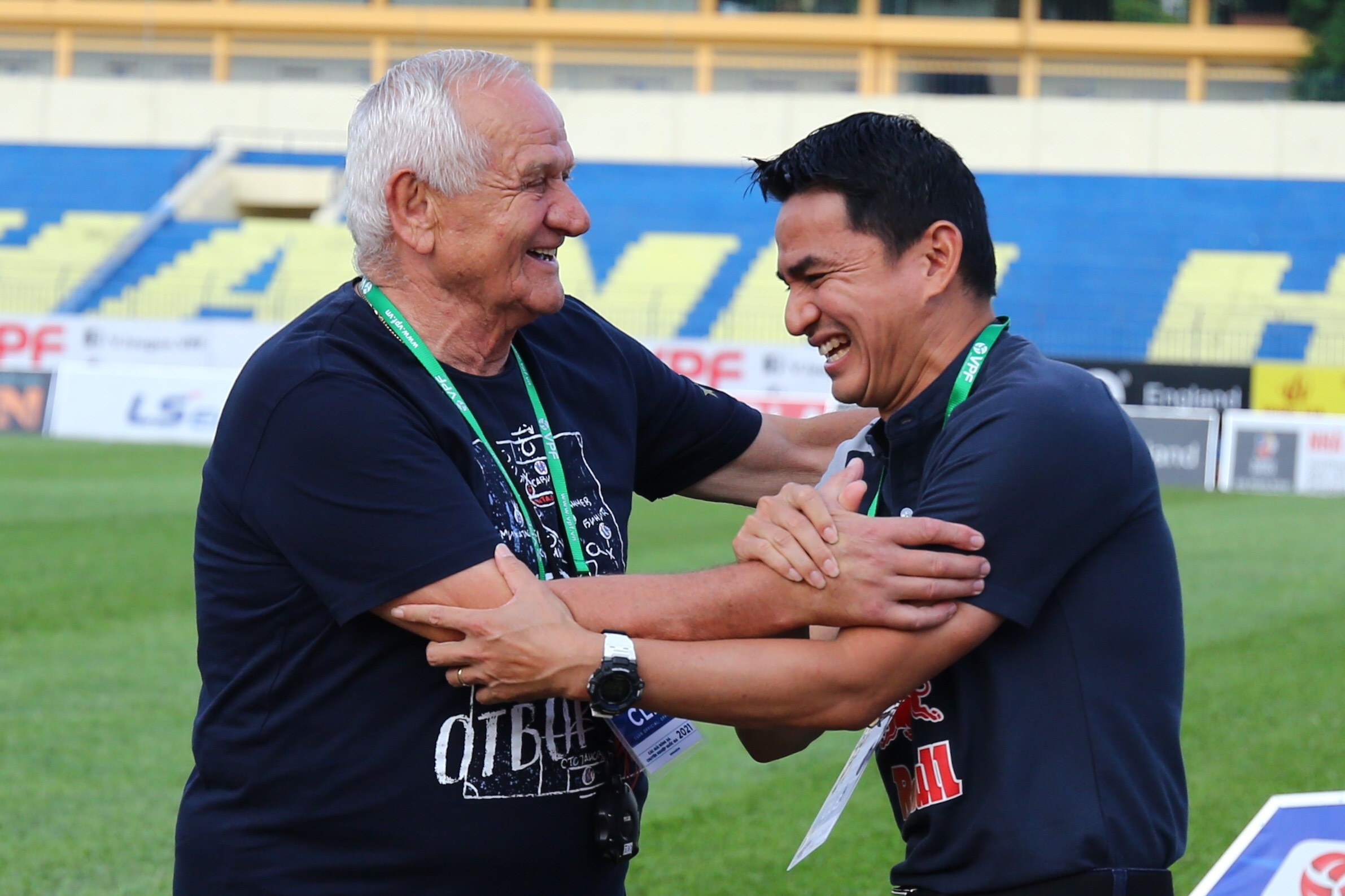 kiatisuk senamuang anh 4