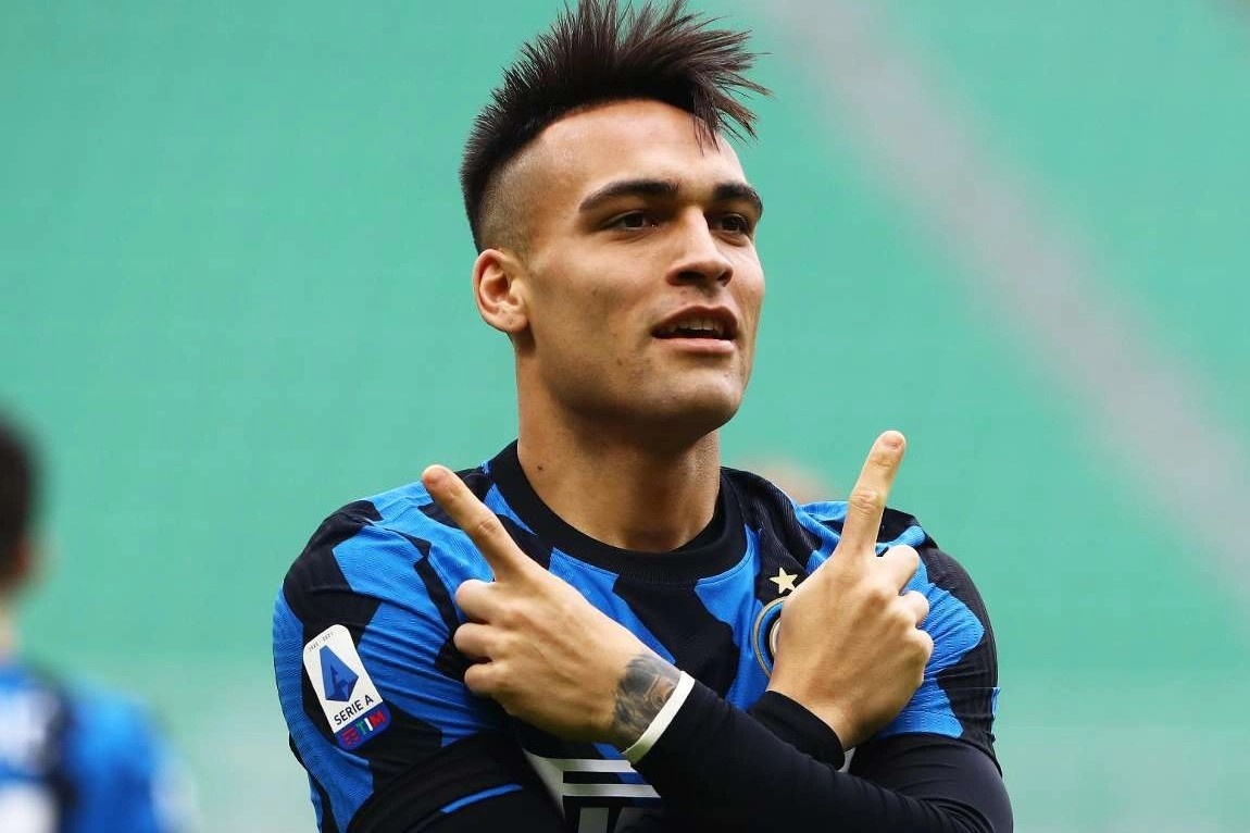 Barca vuot mat ngoi sao cua Inter vi thieu tien hinh anh