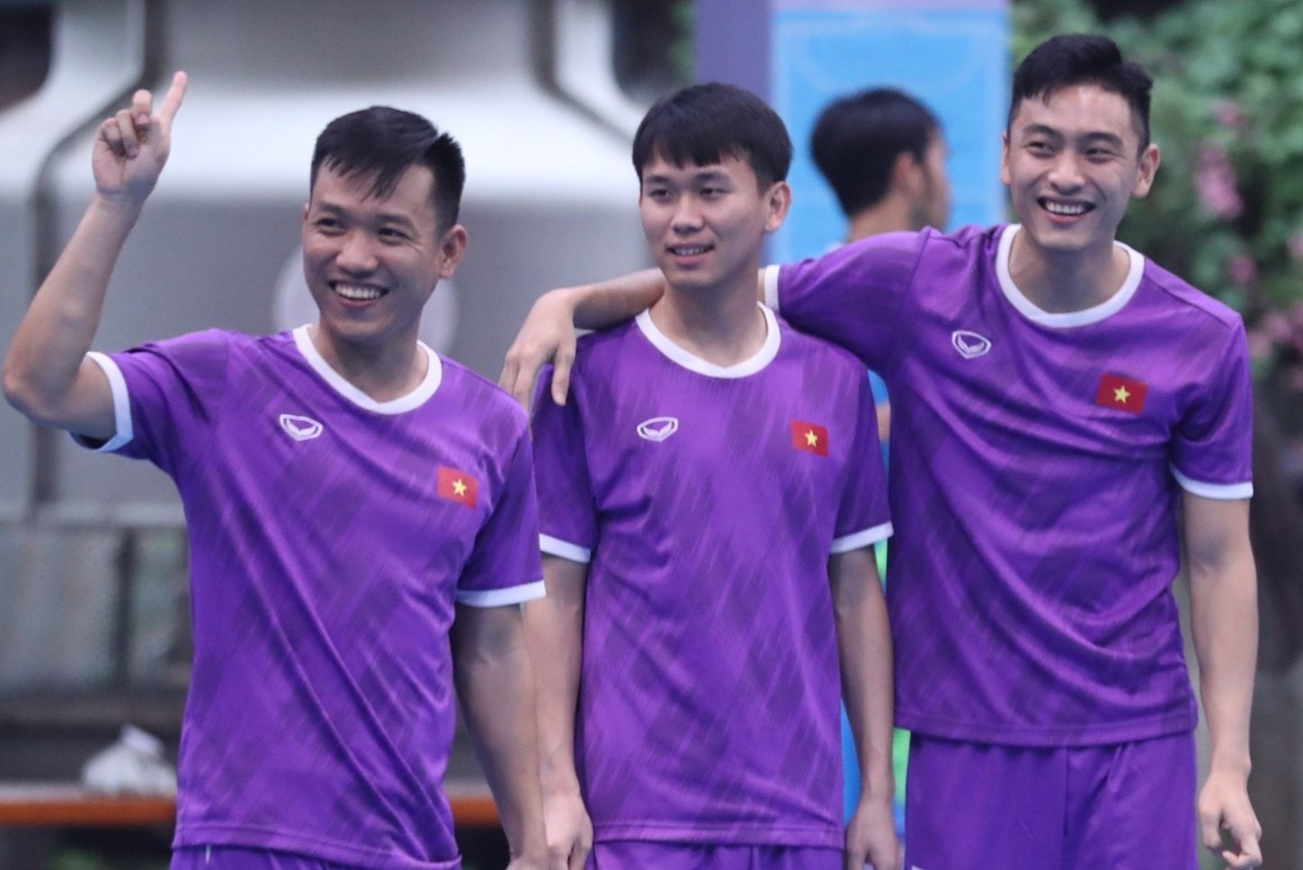 'Tuyen futsal Viet Nam dang tre hoa manh me' hinh anh