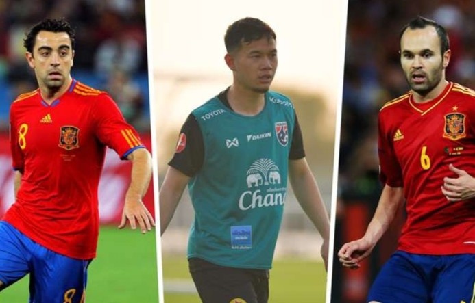 Sao tre tuyen Thai Lan duoc khen giong Xavi, Iniesta hinh anh