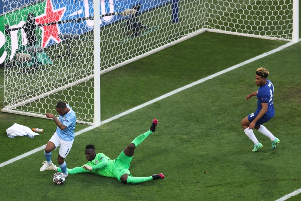 raheem sterling anh 7