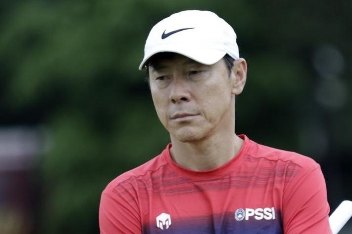 HLV Shin Tae-yong chi ra diem yeu nhat cua Indonesia hinh anh