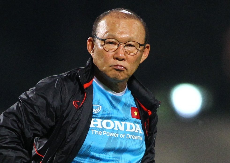 Thay Park - mat xich tam diem truoc them AFF Cup hinh anh