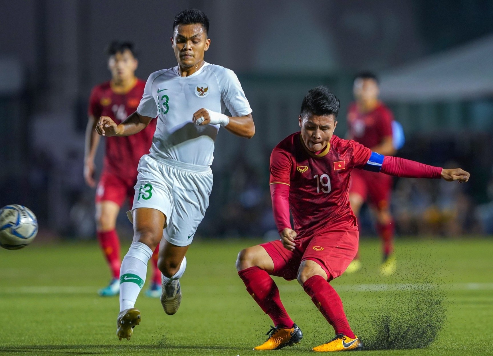 Nhung tuyen thu Indonesia tung thua Viet Nam o SEA Games 30 hinh anh