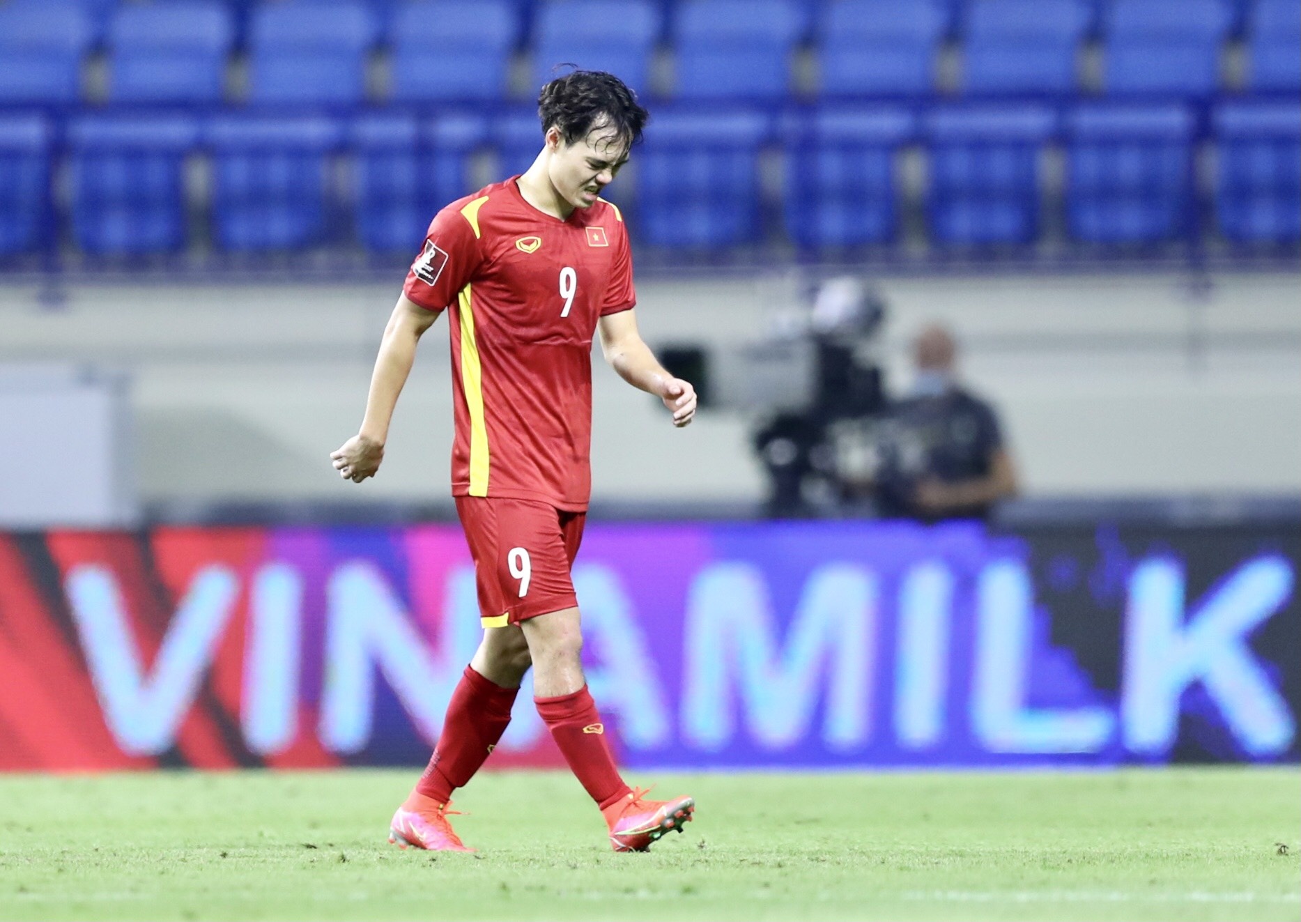 tuan anh bi pham loi anh 11