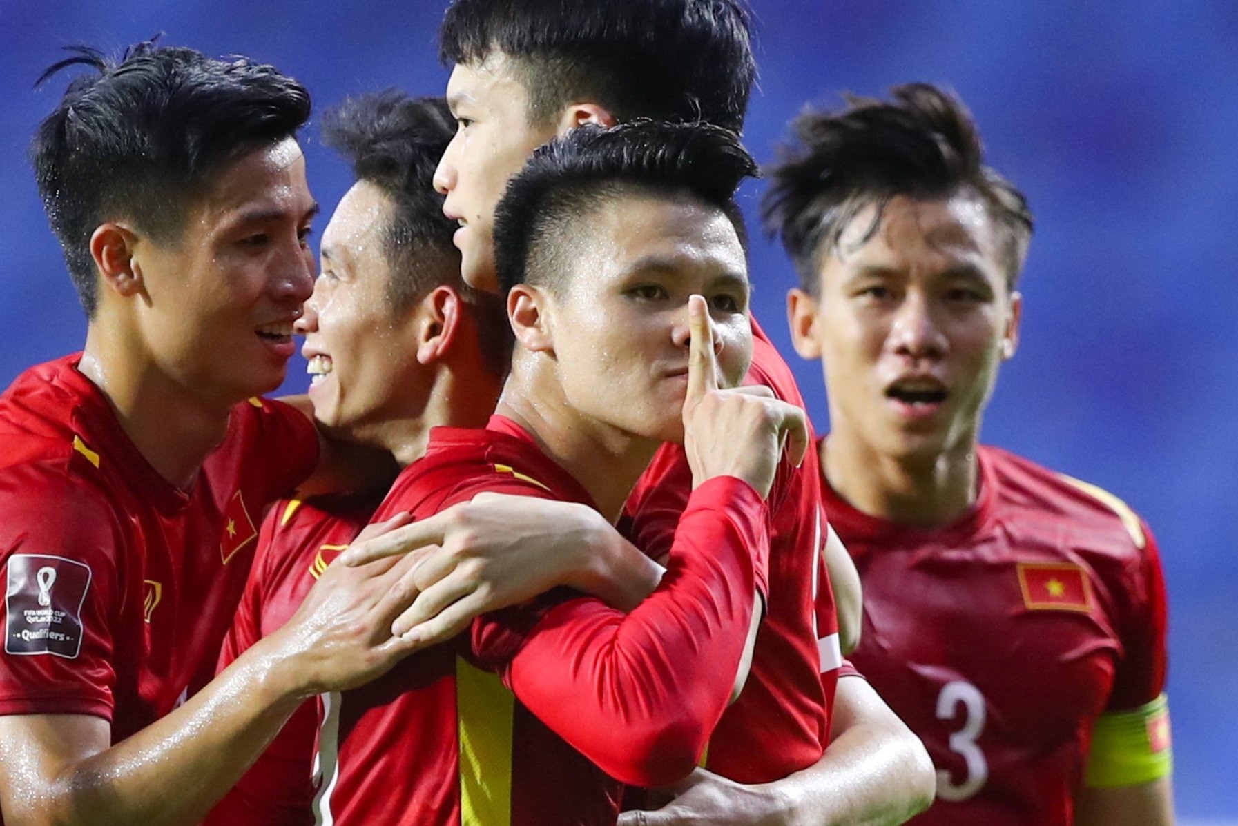 Tuyen Viet Nam va nhiem vu vo dich AFF Cup 2020 hinh anh