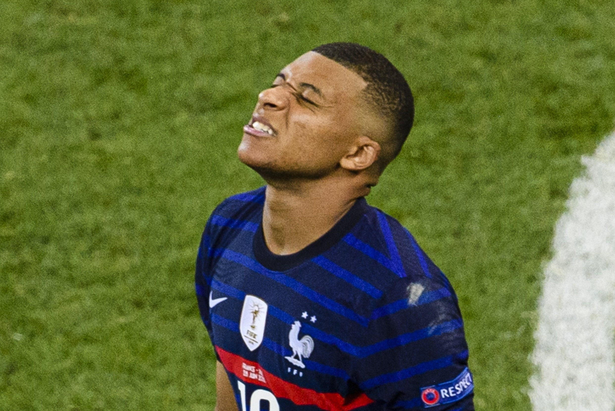 Tien ve tuyen Phap: 'Day la that bai dau don nhat' hinh anh