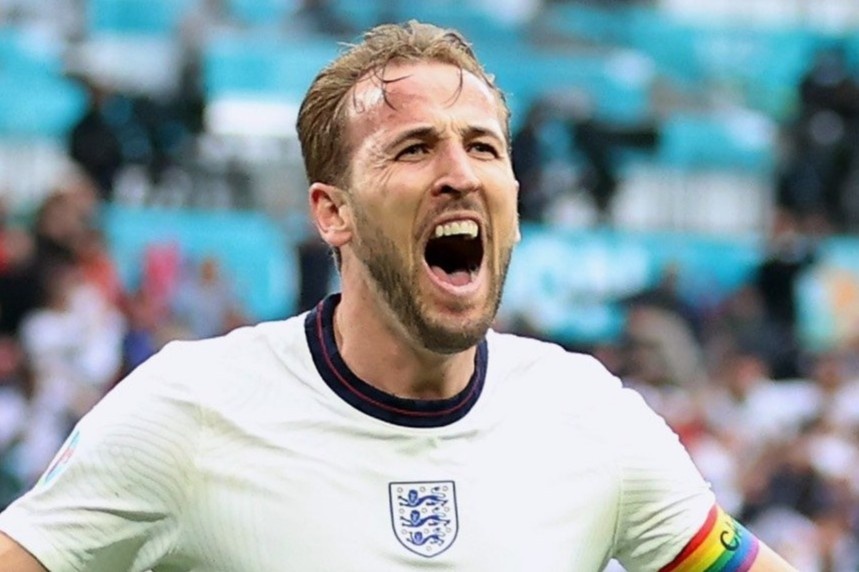 Kane vo oa khi coi bo ap luc o Euro 2020 hinh anh