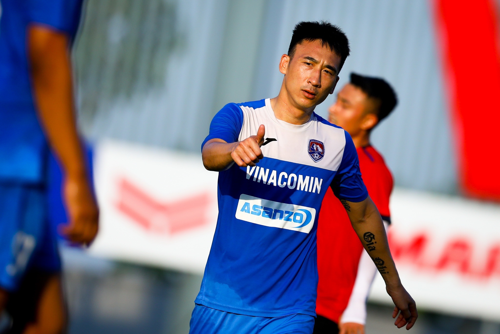 than quang ninh anh 1