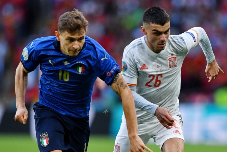 HLV Mancini: 'Tay Ban Nha la bac thay kiem soat bong' hinh anh