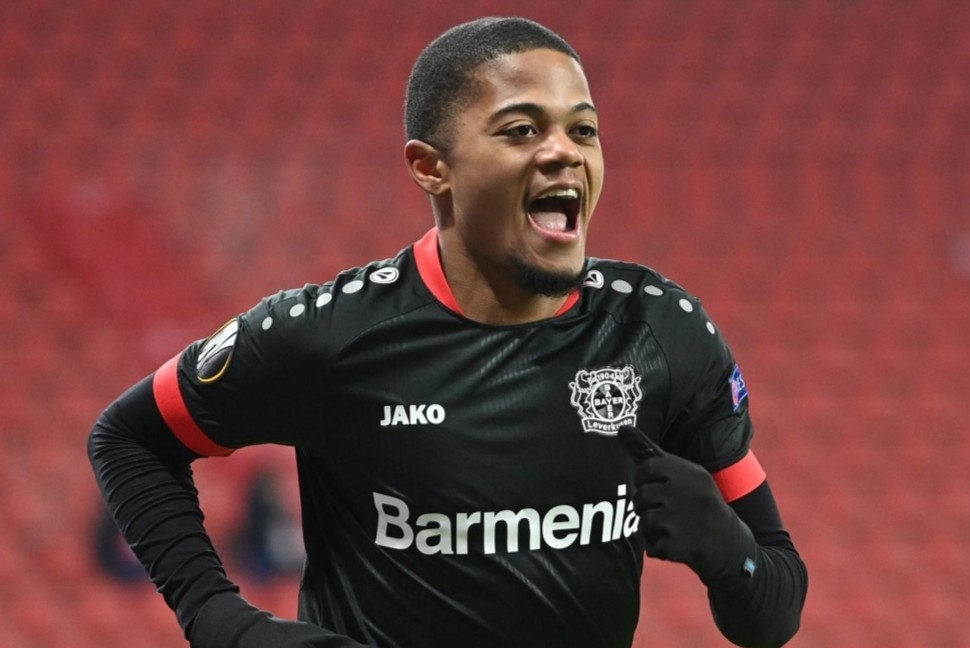 Aston Villa chuan bi phuong an thay Grealish hinh anh