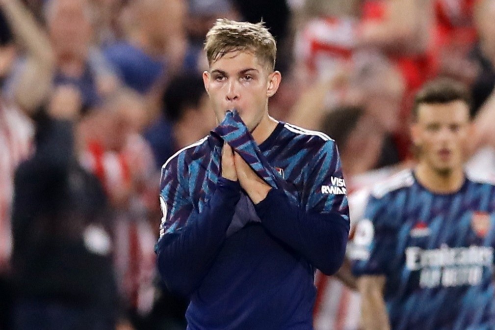 Arsenal thua trang truoc doi moi len hang hinh anh