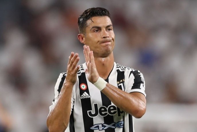 Ronaldo va dong doi danh bai Atalanta truoc ngay khai mac Serie A hinh anh