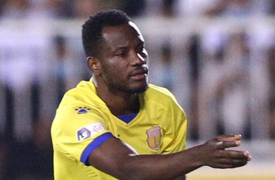 CLB Nam Dinh muon thanh ly ca 3 ngoai binh hinh anh