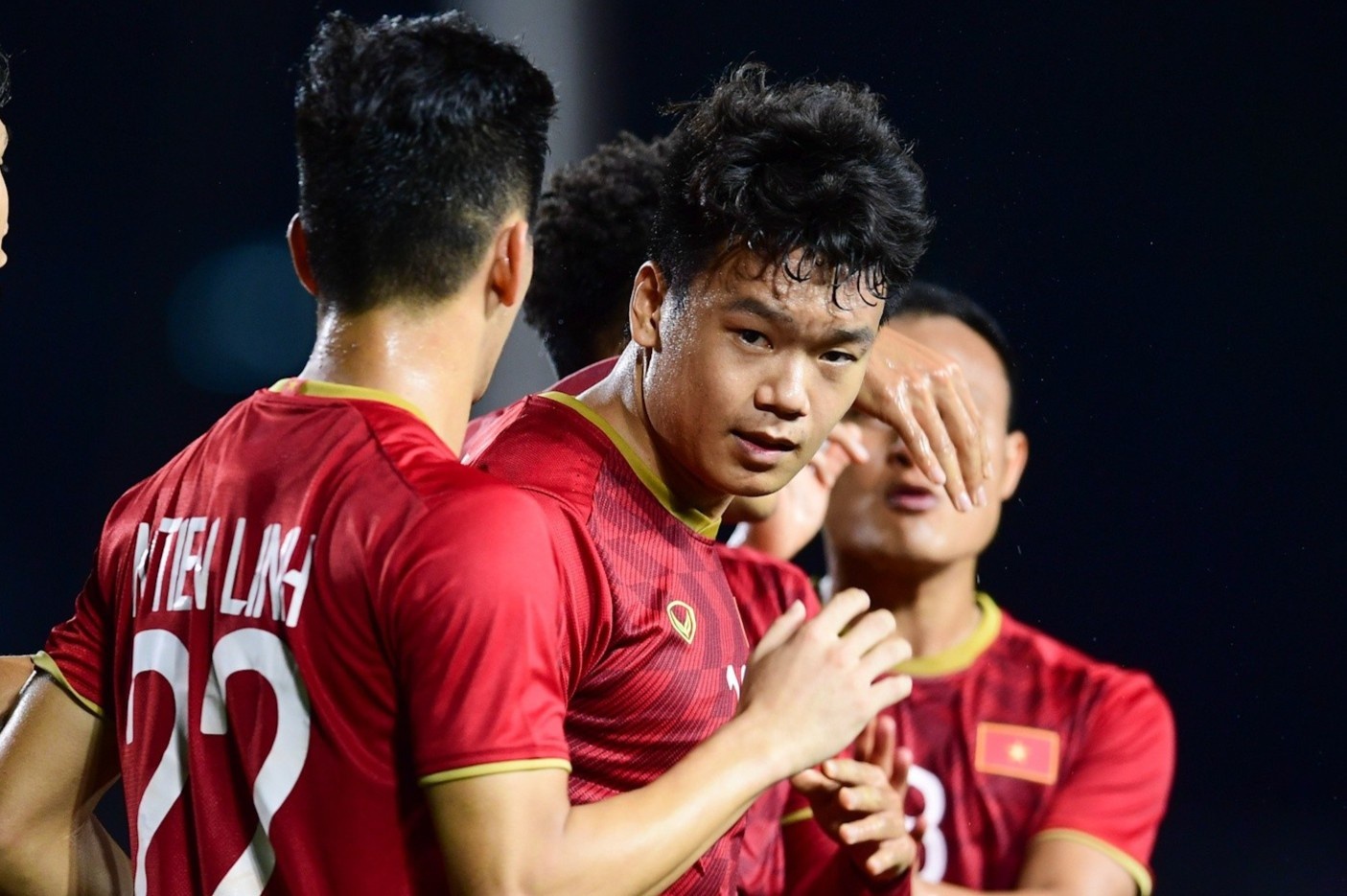 Them mot tuyen thu Viet Nam dinh chan thuong hinh anh