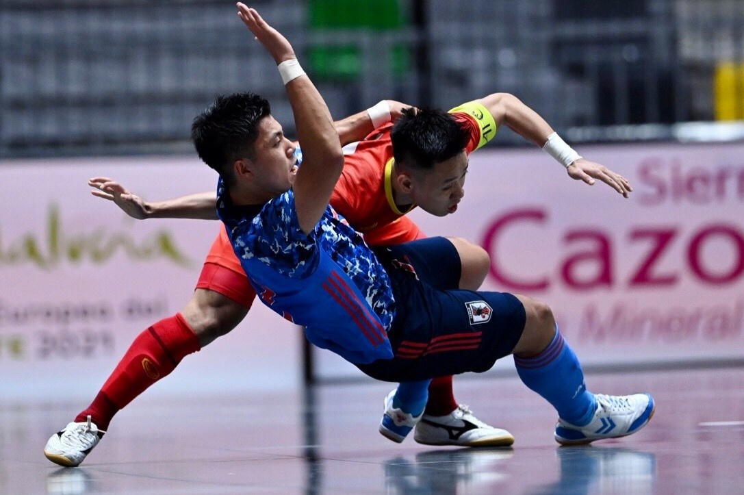 Tuyen futsal Viet Nam de thua Nhat Ban 0-1 hinh anh