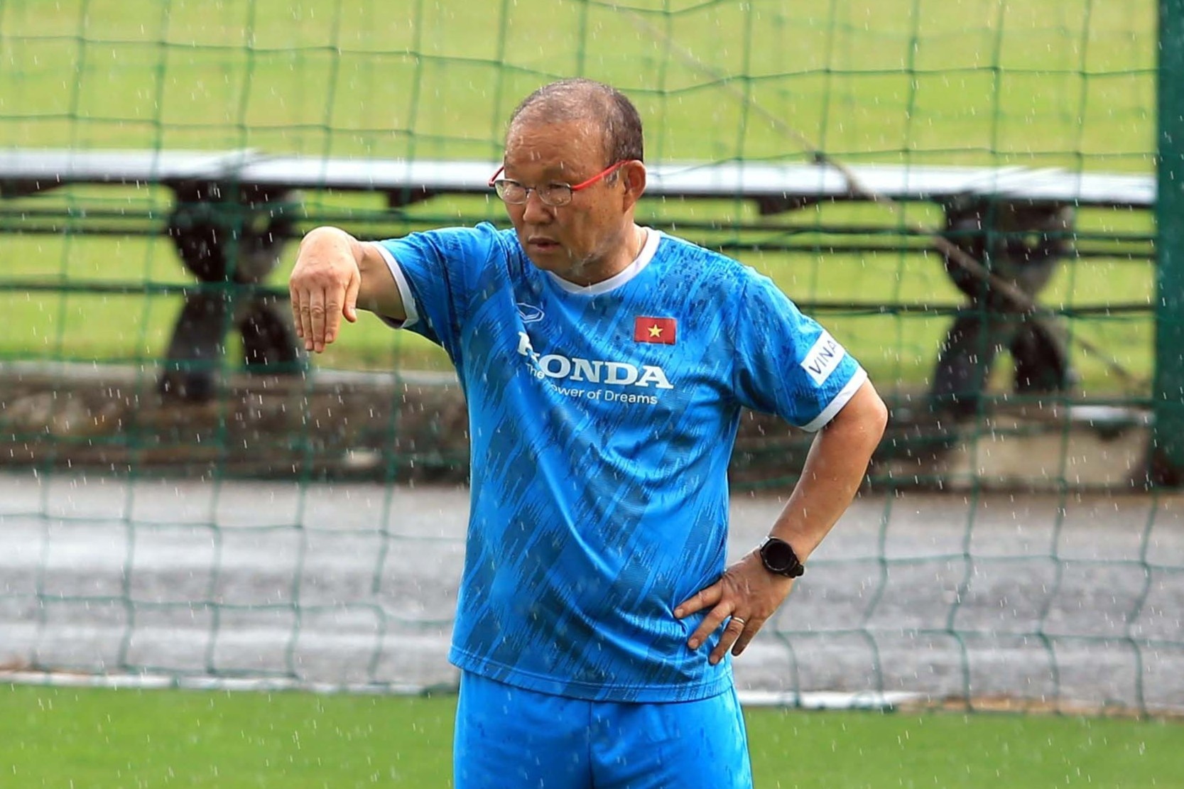 Thay Park doi mua chi dao tuyen Viet Nam tap luyen hinh anh