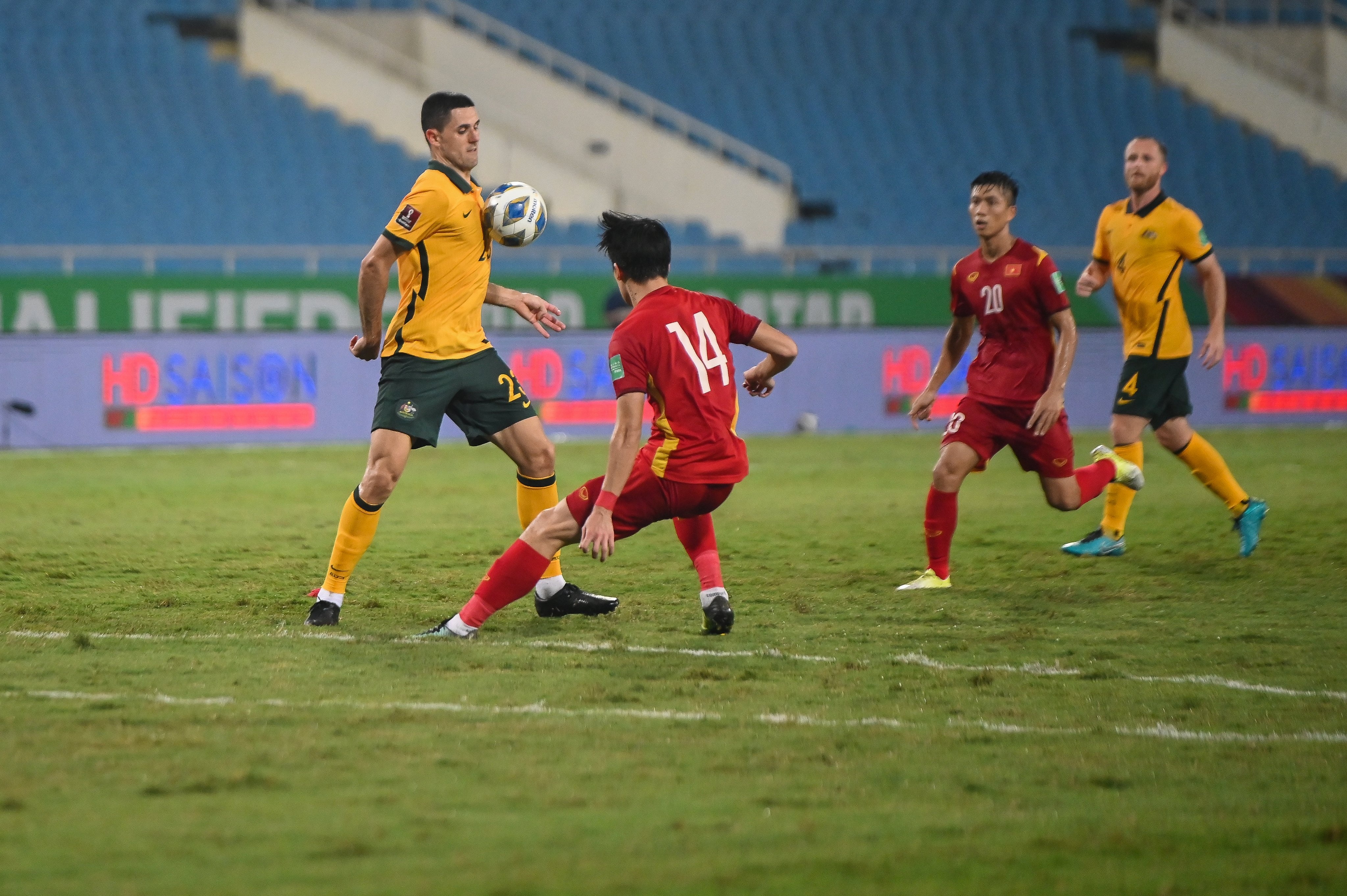 mat co san my dinh anh 6