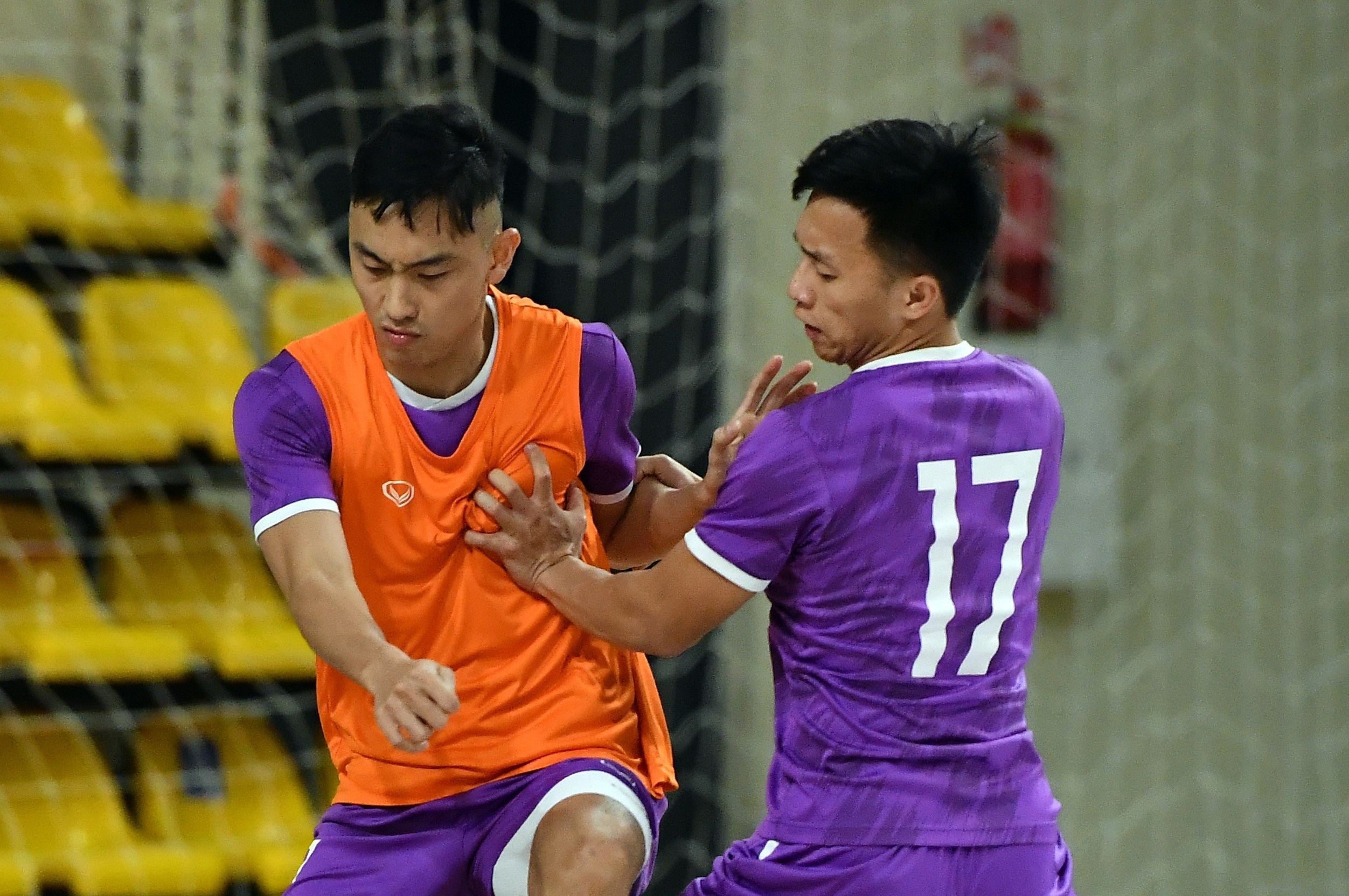 Tuyen futsal Viet Nam luyen them bai dau Brazil o World Cup hinh anh