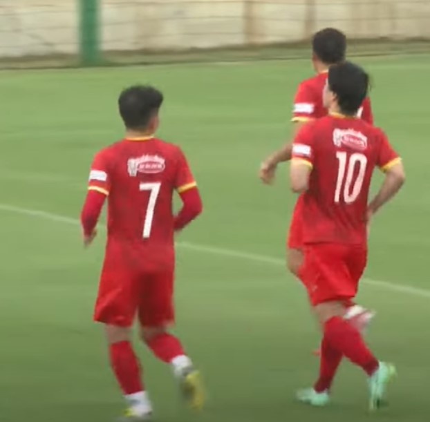 cong phuong lay ao so 10 anh 1