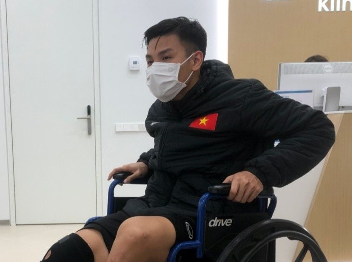 Tuyen thu futsal Viet Nam di lai kho khan vi chan thuong hinh anh