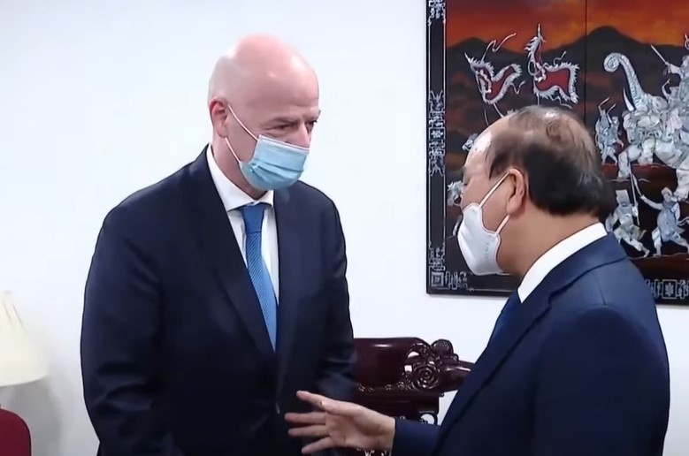 chu tich fifa khen bong da viet nam anh 1