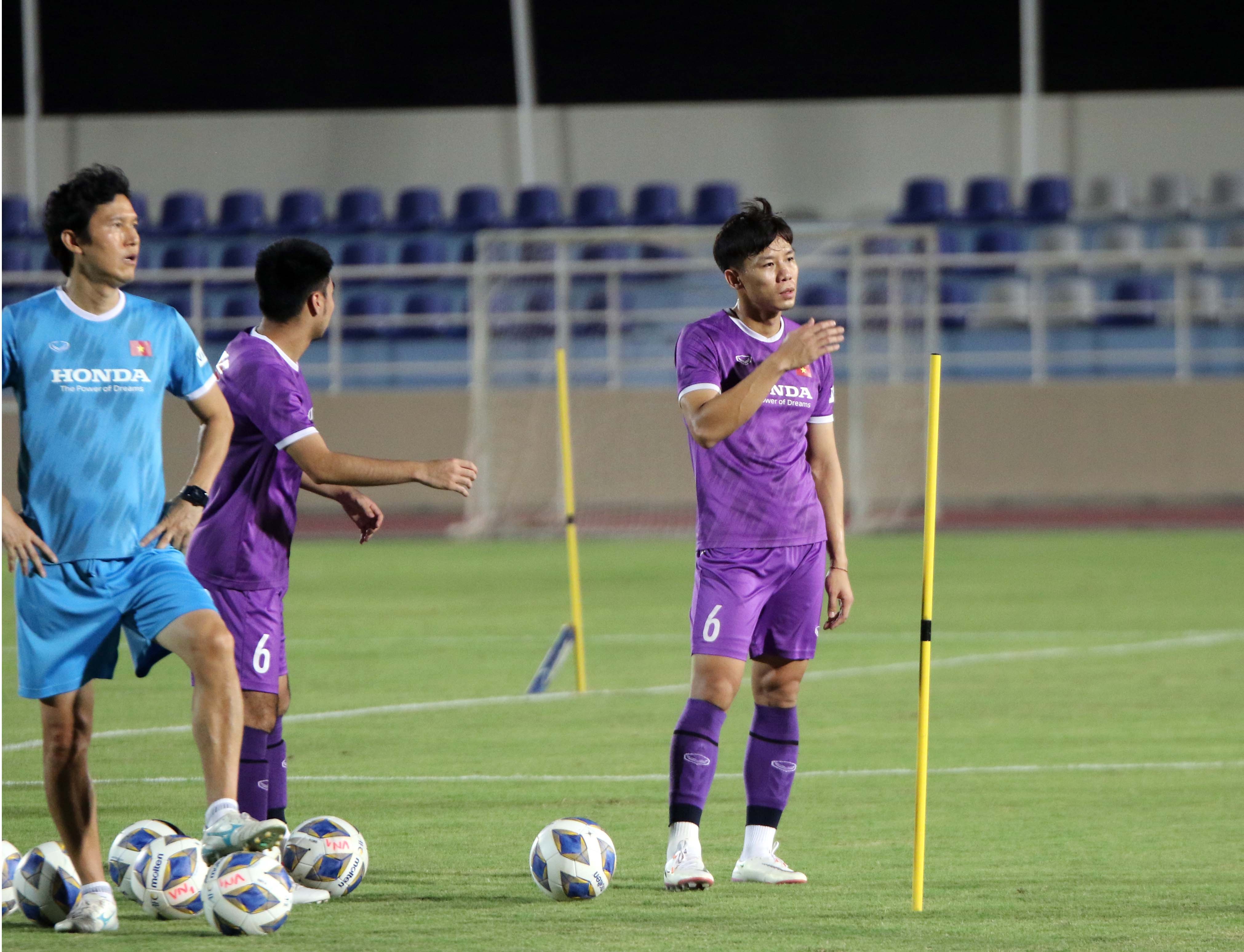 que ngoc hai tro lai tap luyen anh 1