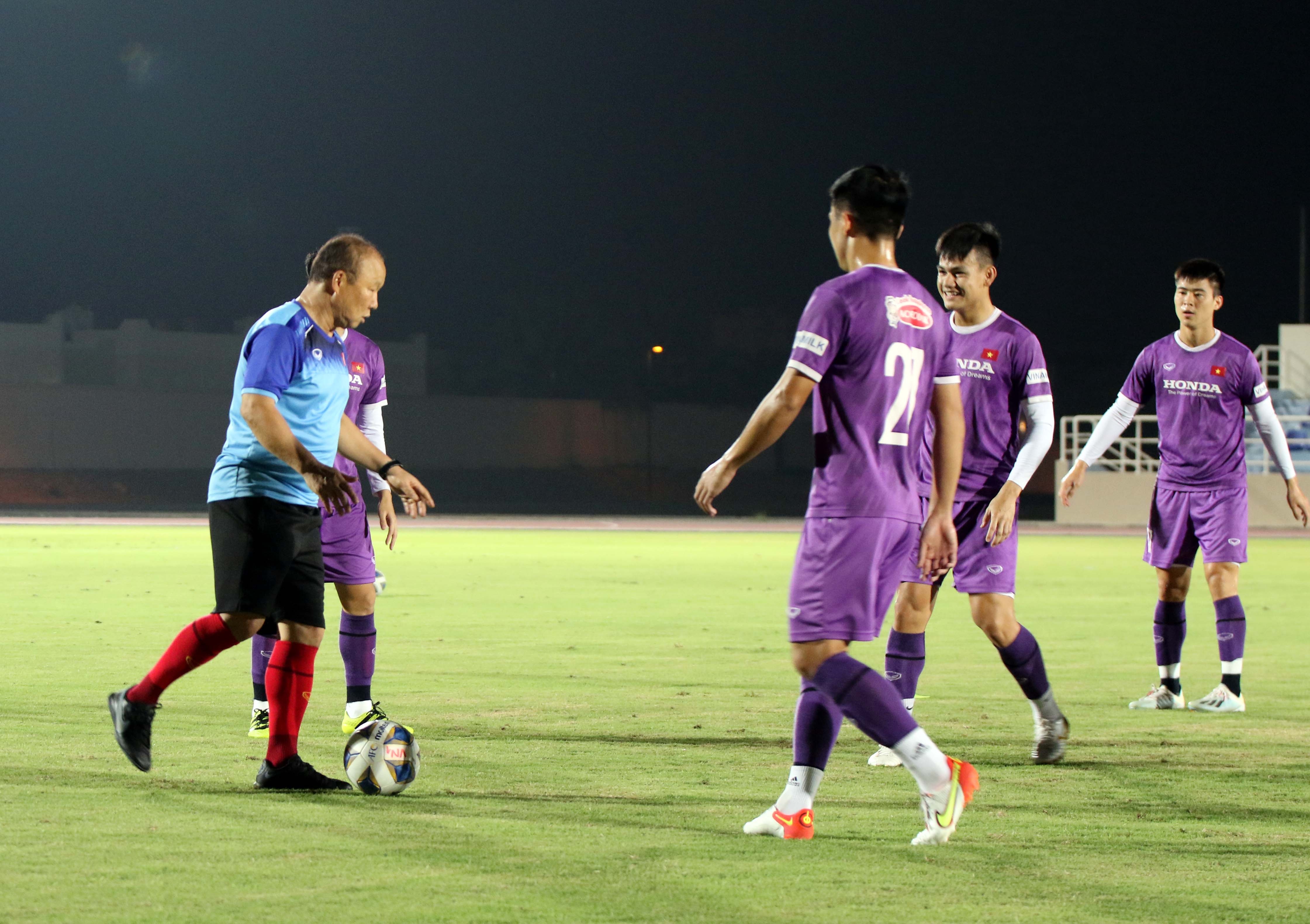 tuyen viet nam trao so ao anh 5