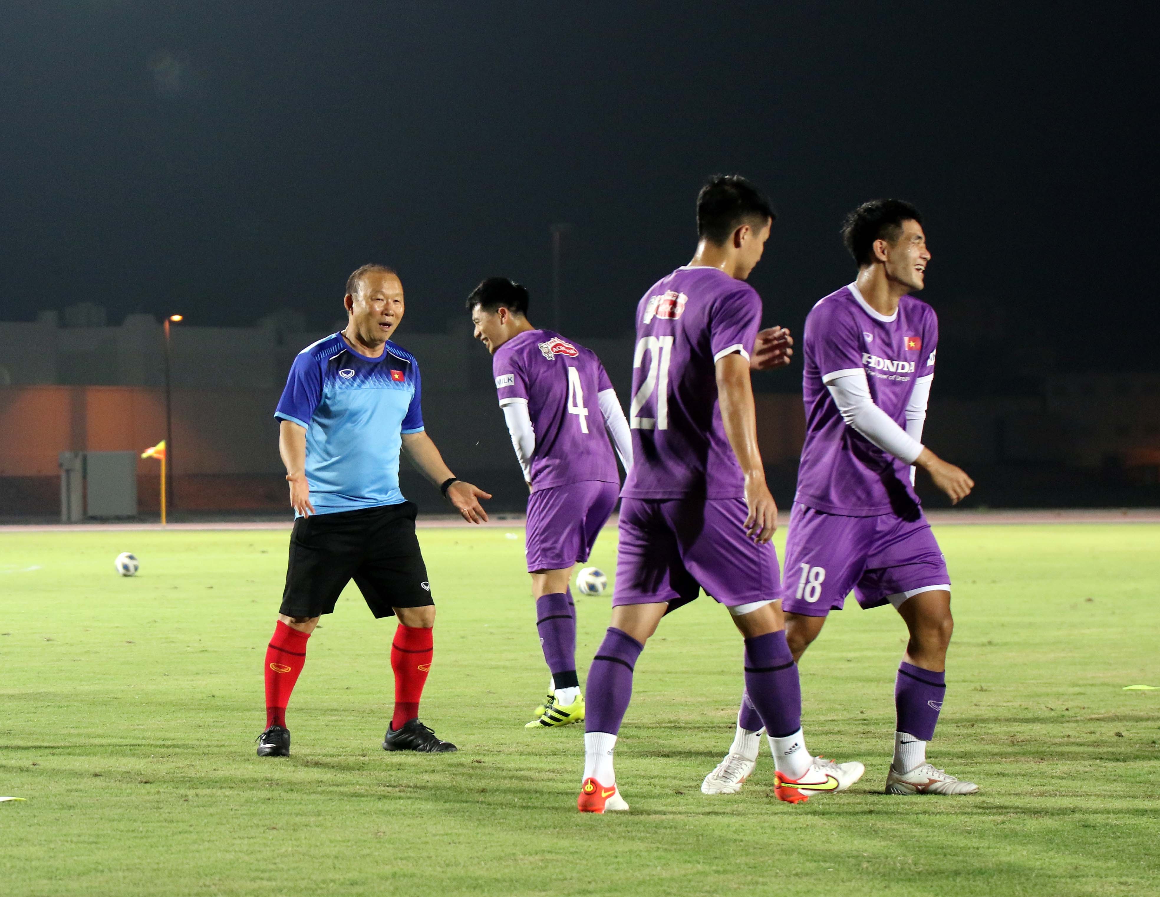 tuyen viet nam trao so ao anh 6