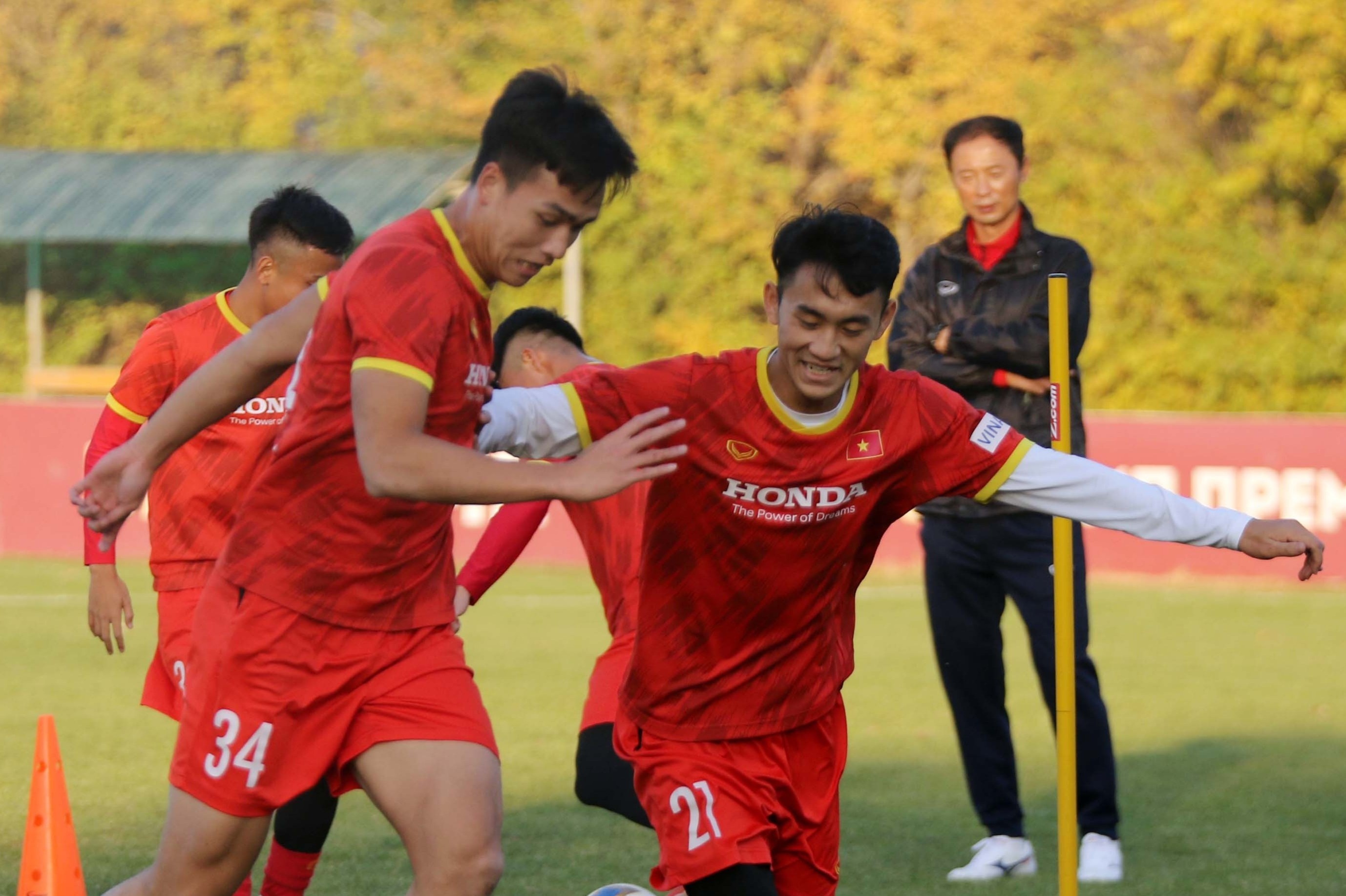 U23 Viet Nam vs U23 Dai Loan - khoi dau cua the he moi hinh anh