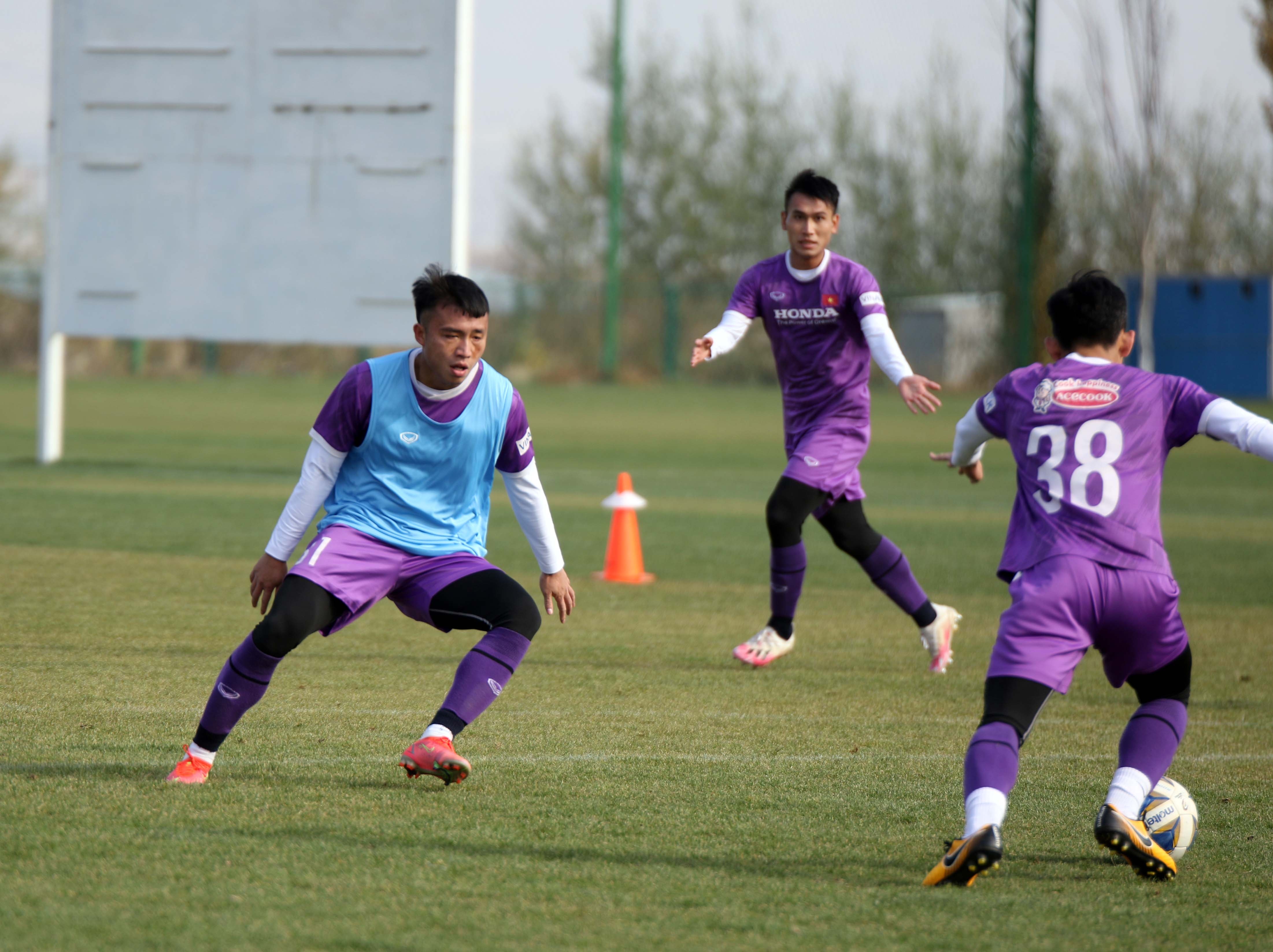 u23 viet nam tap luyen anh 9