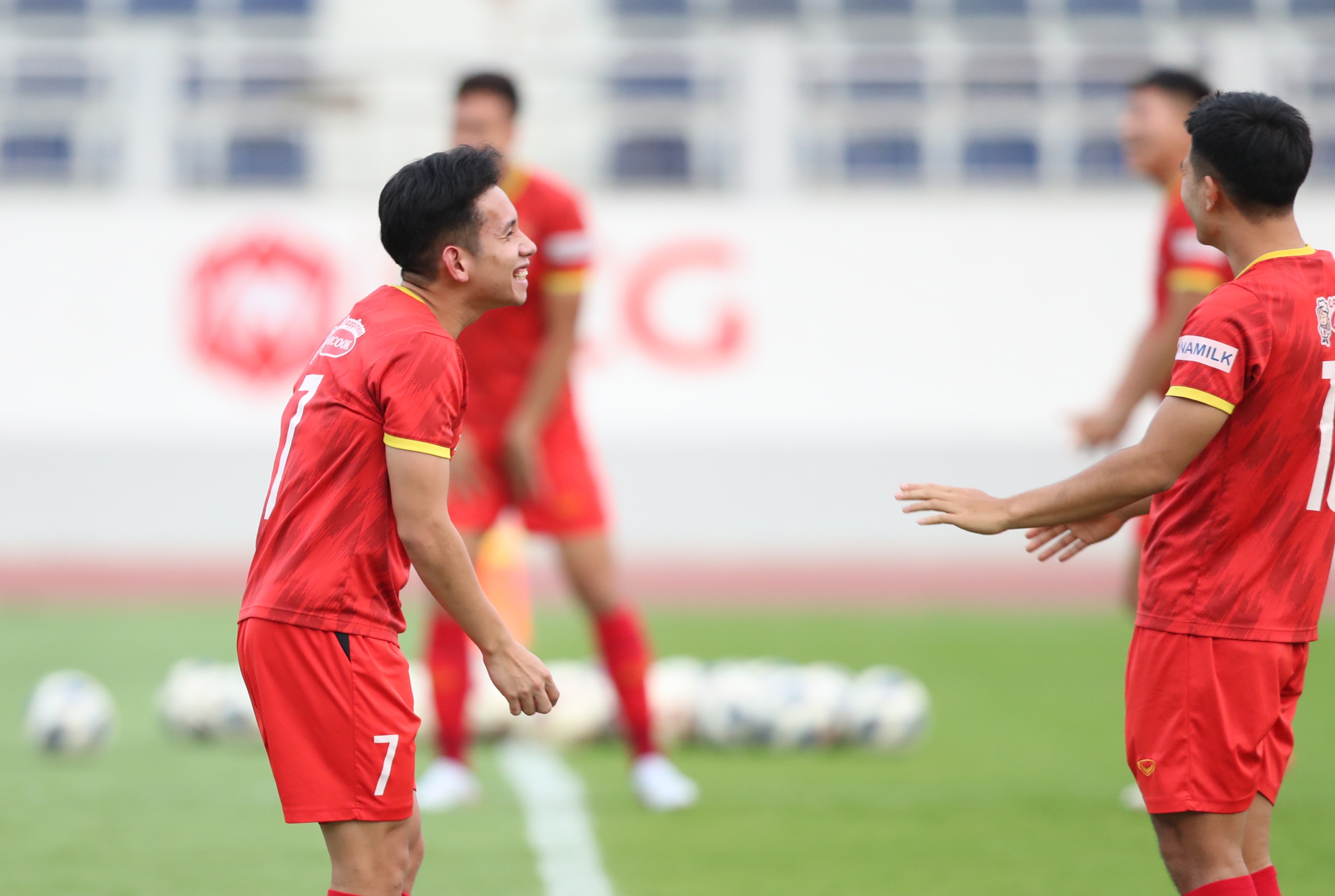 anh duc den tham thay park anh 8