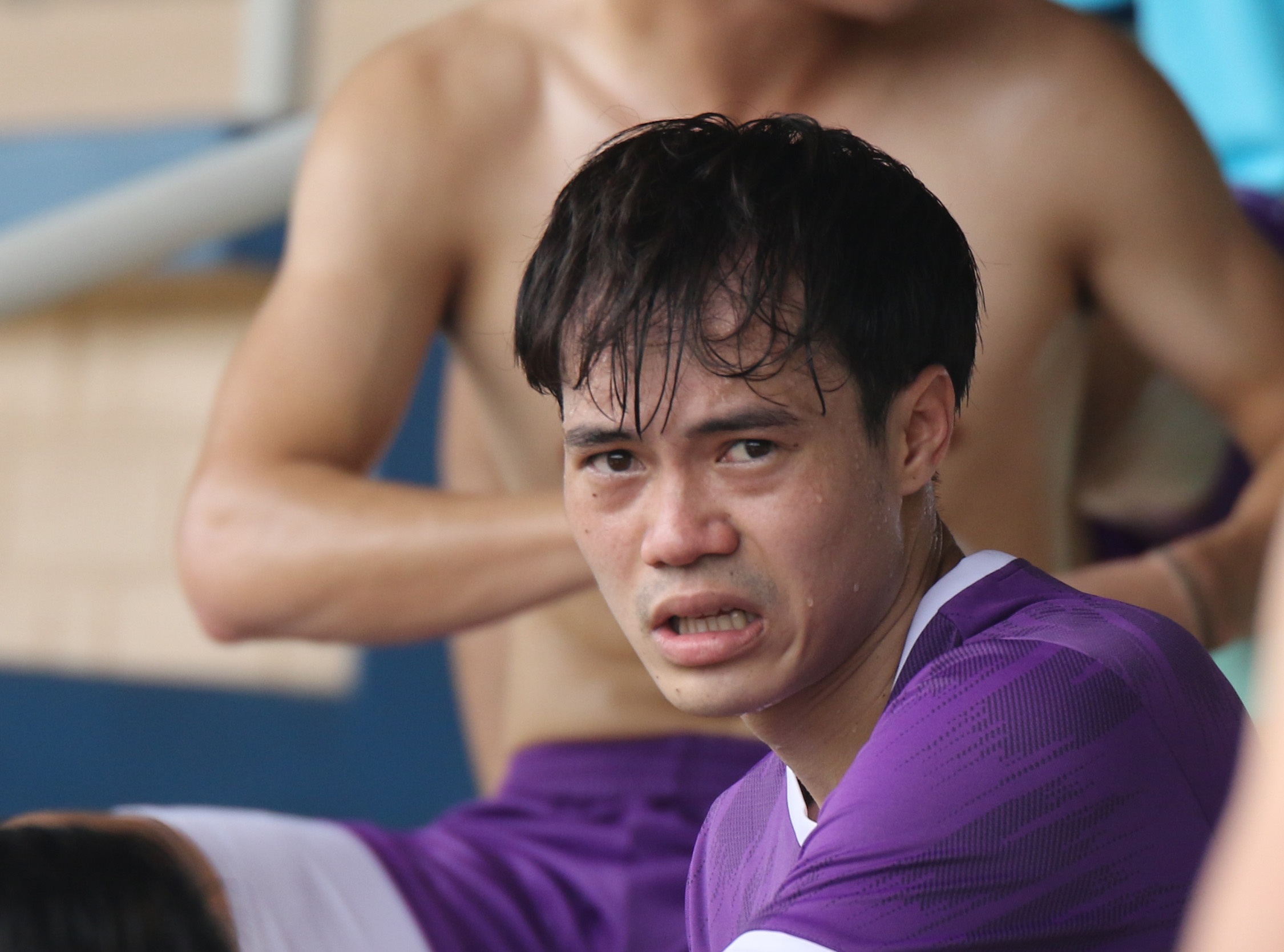 Tuyen Viet Nam tap duoi troi nang tai Singapore hinh anh