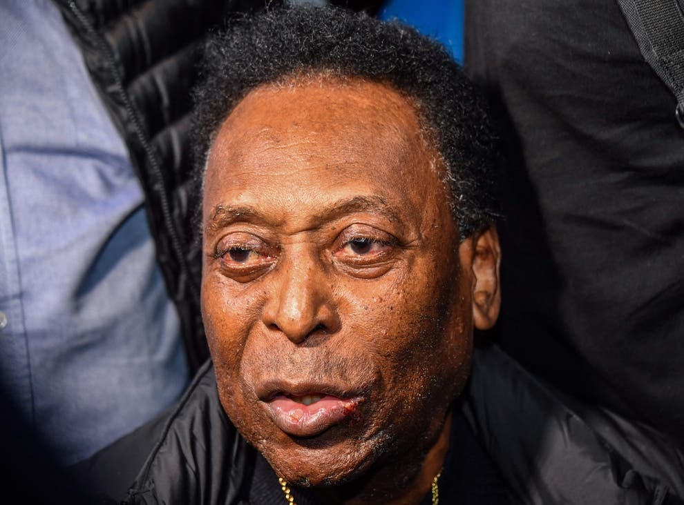 Pele tiep tuc nhap vien o tuoi 81 hinh anh