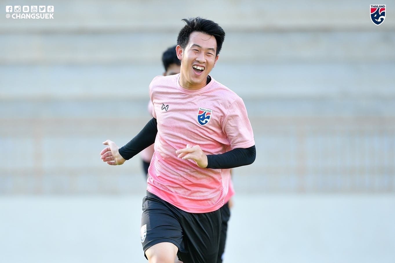 tuyen thai lan anh 1