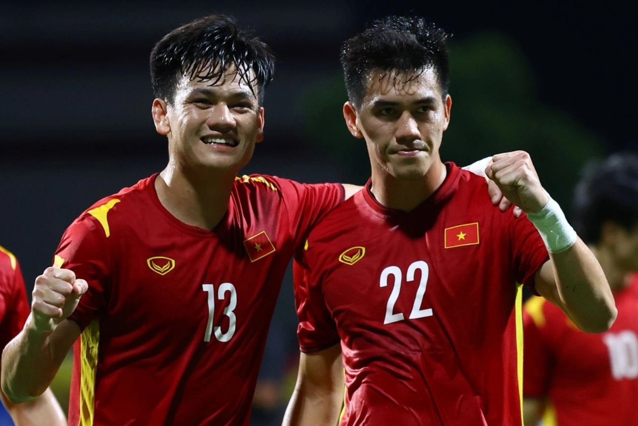 Tuyen Viet Nam duoc thuong 100.000 USD neu thang Thai Lan hinh anh