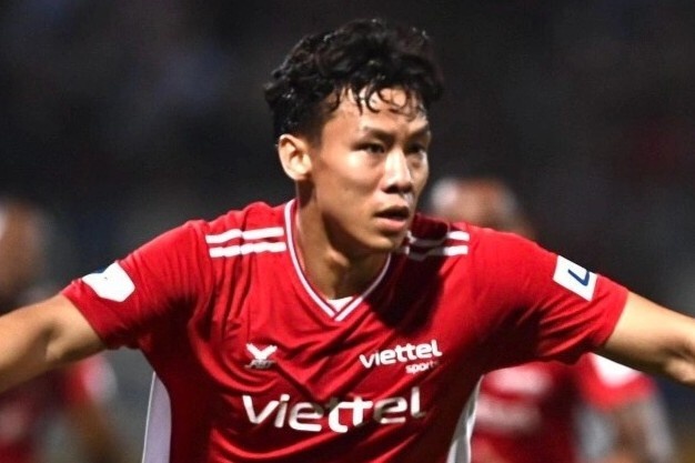 Que Ngoc Hai chia tay CLB Viettel hinh anh