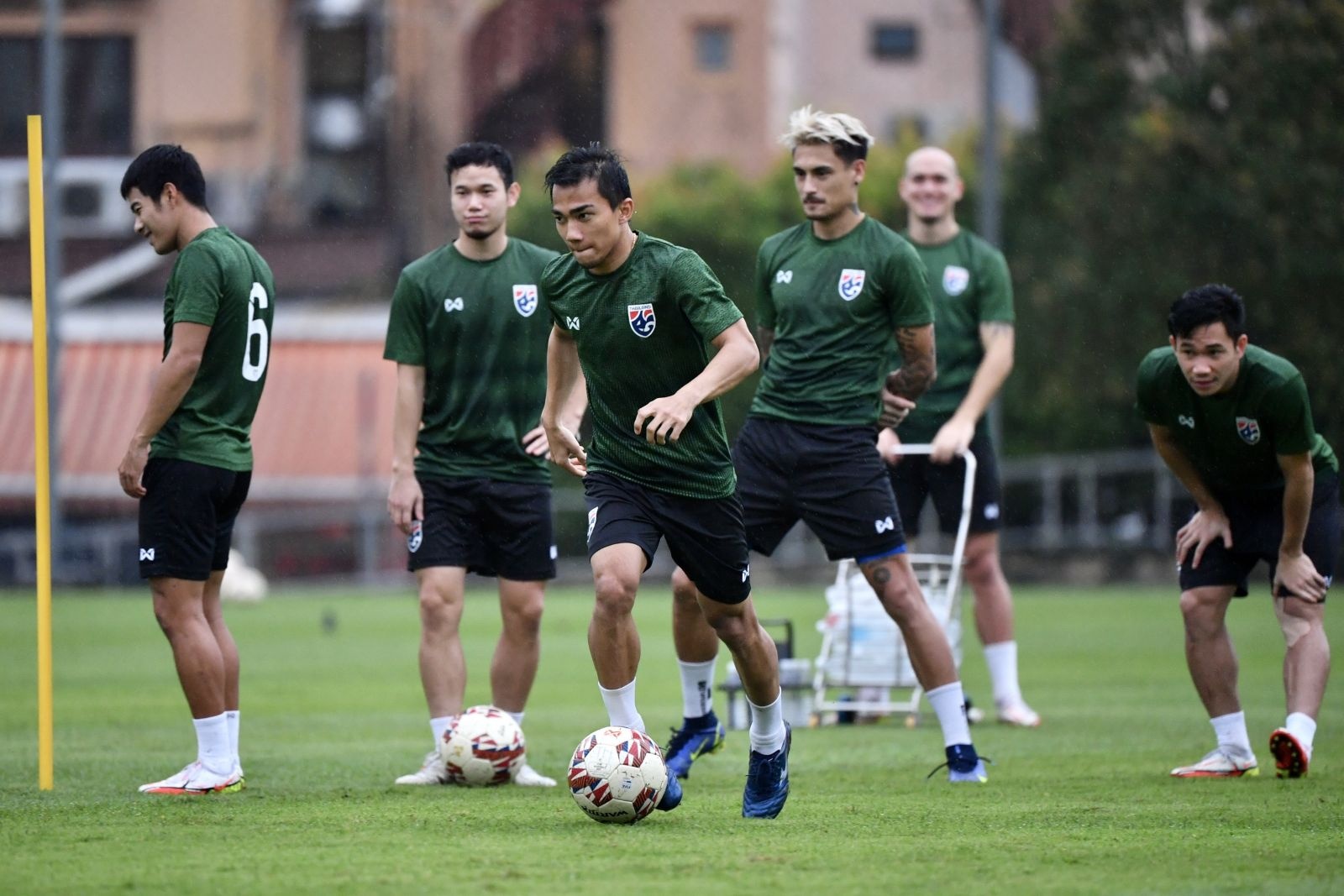 tuyen thai lan anh 1