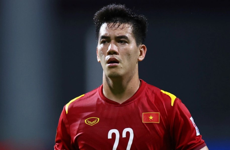 HLV doi Binh Duong: 'Tien Linh dang met moi, luoi di chuyen' hinh anh