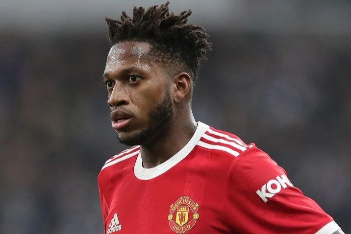 Fred len tieng ve viec nhieu cau thu muon roi MU hinh anh