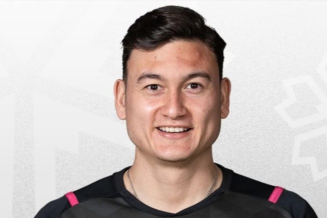 Van Lam duoc Cerezo Osaka gia han hop dong hinh anh