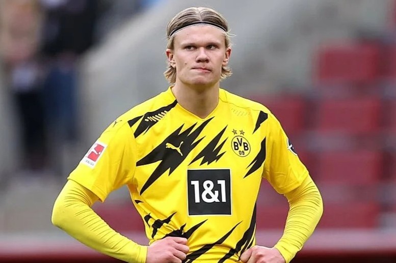 Haaland: 'Dortmund dang gay suc ep voi toi' hinh anh
