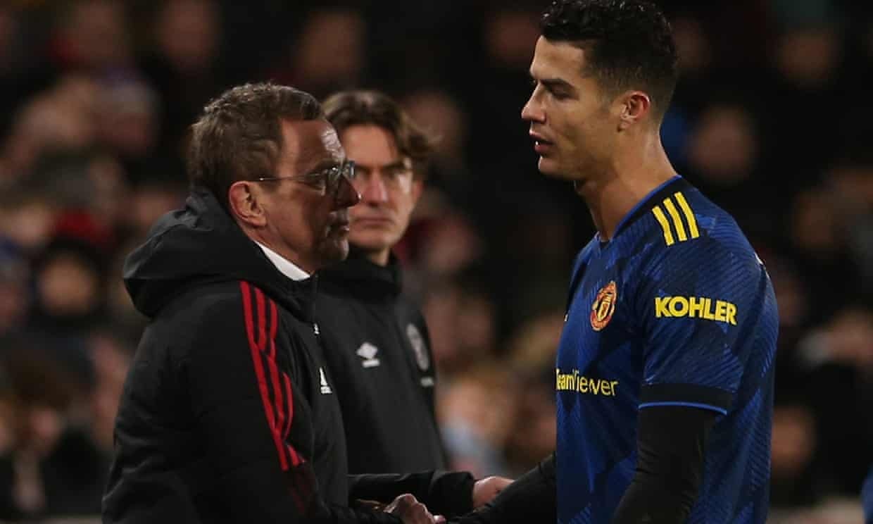 Ronaldo yeu cau HLV Rangnick noi ly do thay minh hinh anh