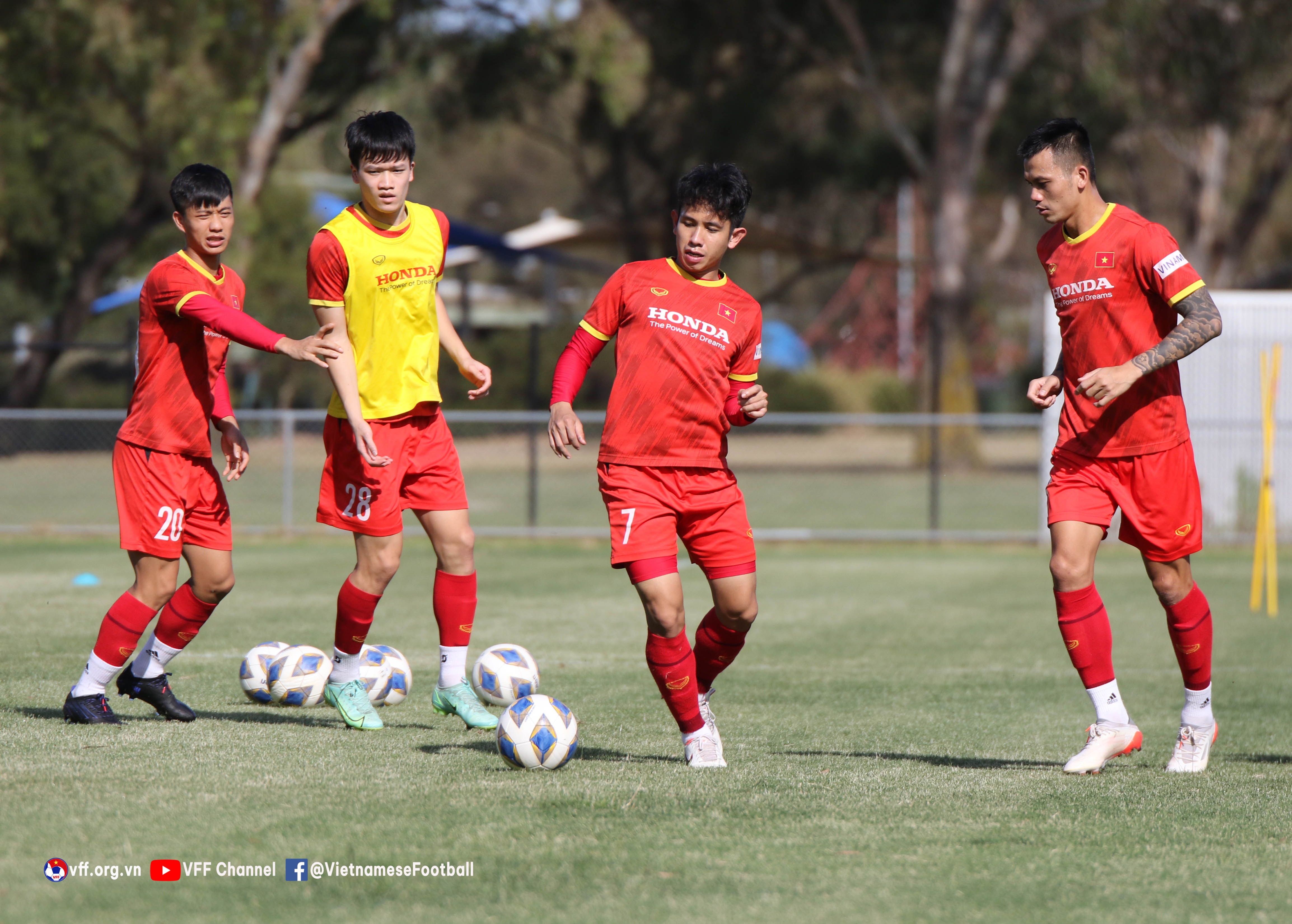 tuyen viet nam tap chien thuat anh 3