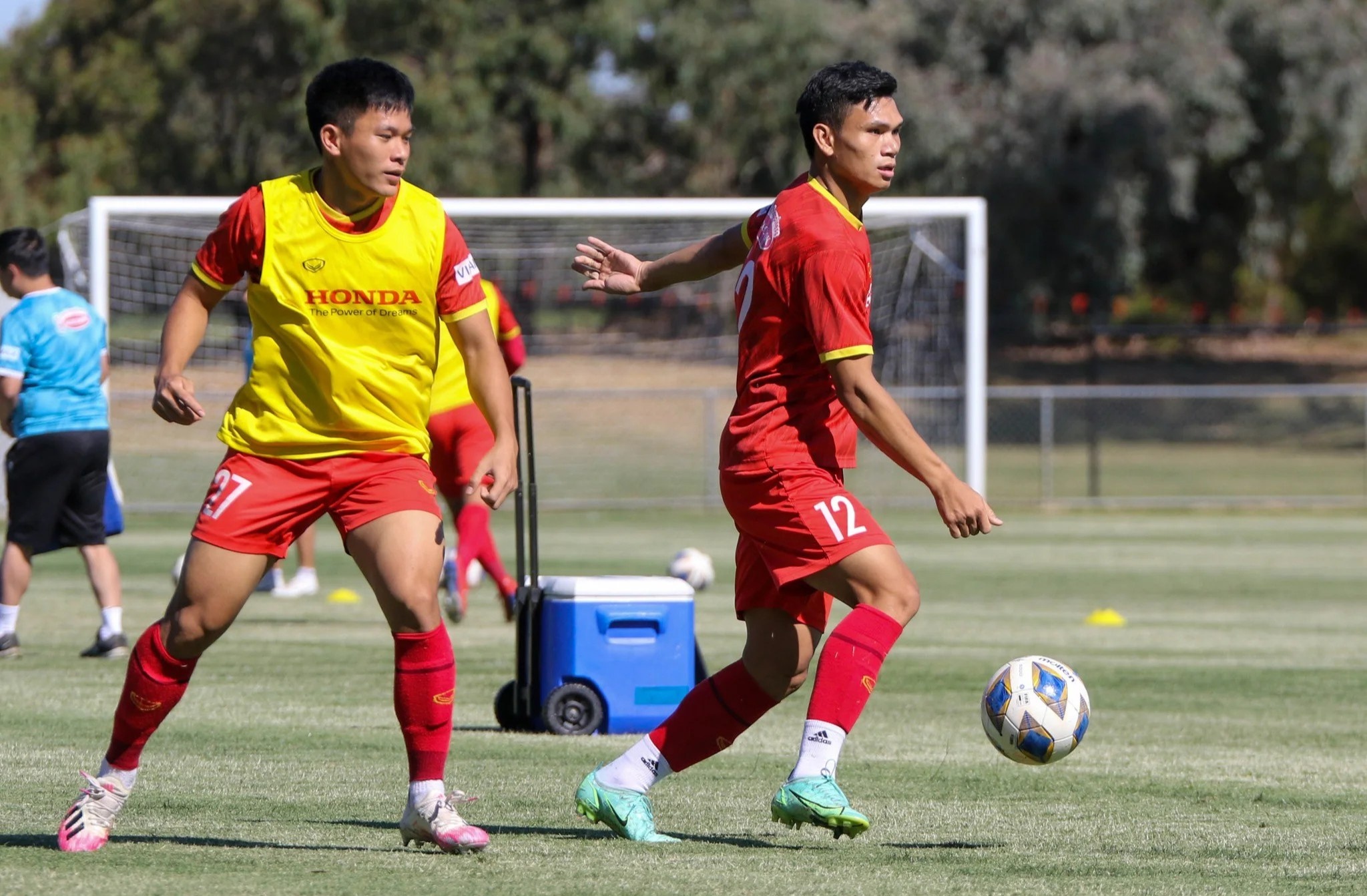 van xuan chan thuong anh 1