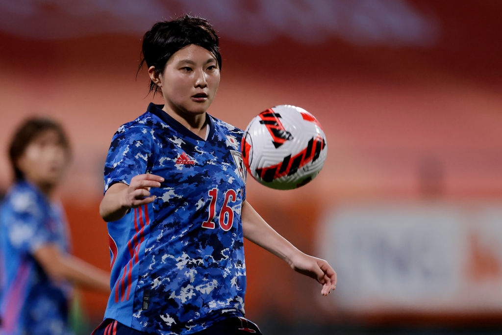 tuyen thu nu nhat ban o chau au anh 7