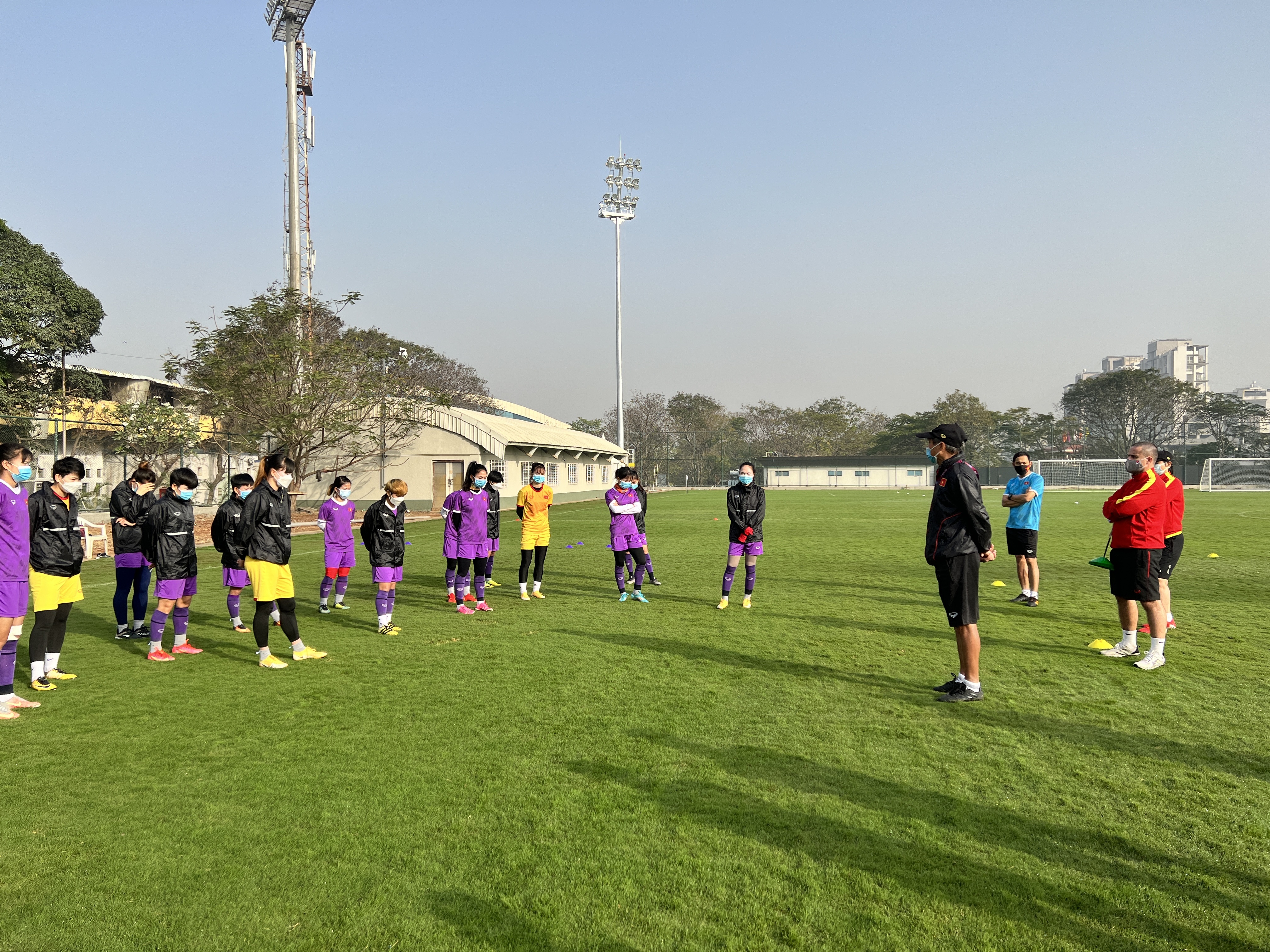 tuyen nu viet nam tap luyen anh 1