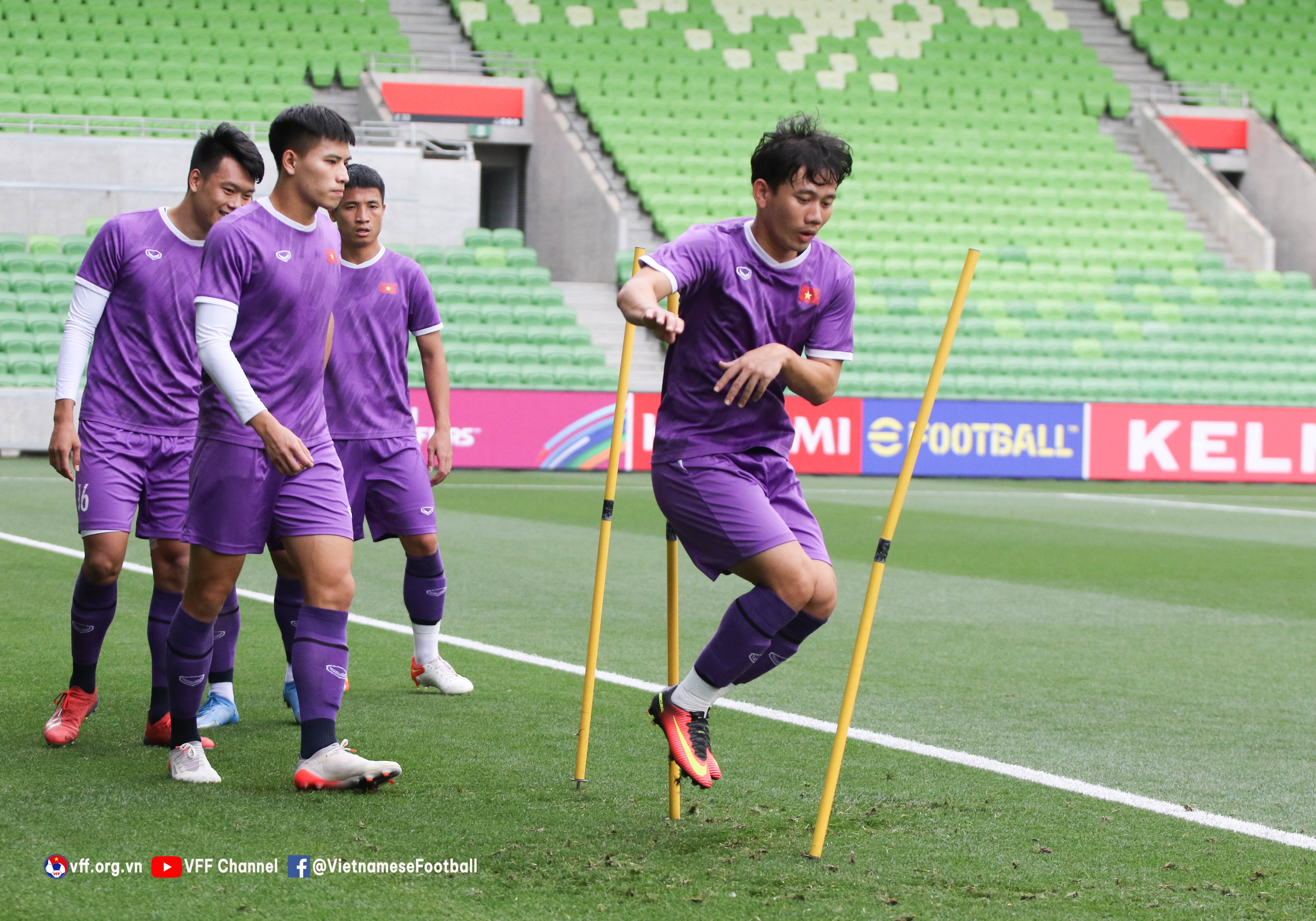 Tuyen Viet Nam nhan su dong vien anh 5