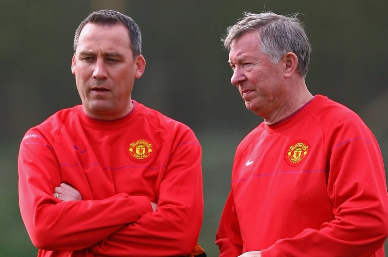 Cuu tro ly Sir Alex chi ra van de cua MU hinh anh